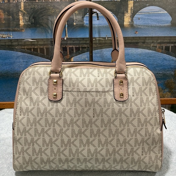 Michael Kors Satchel - Picture 4 of 6